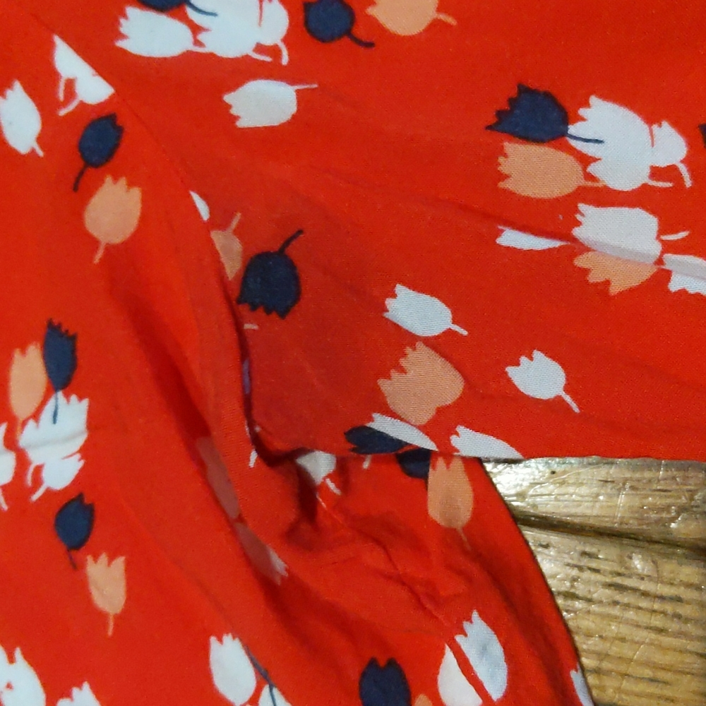 Loft, red and blue shirt, M petite - Picture 6 of 7